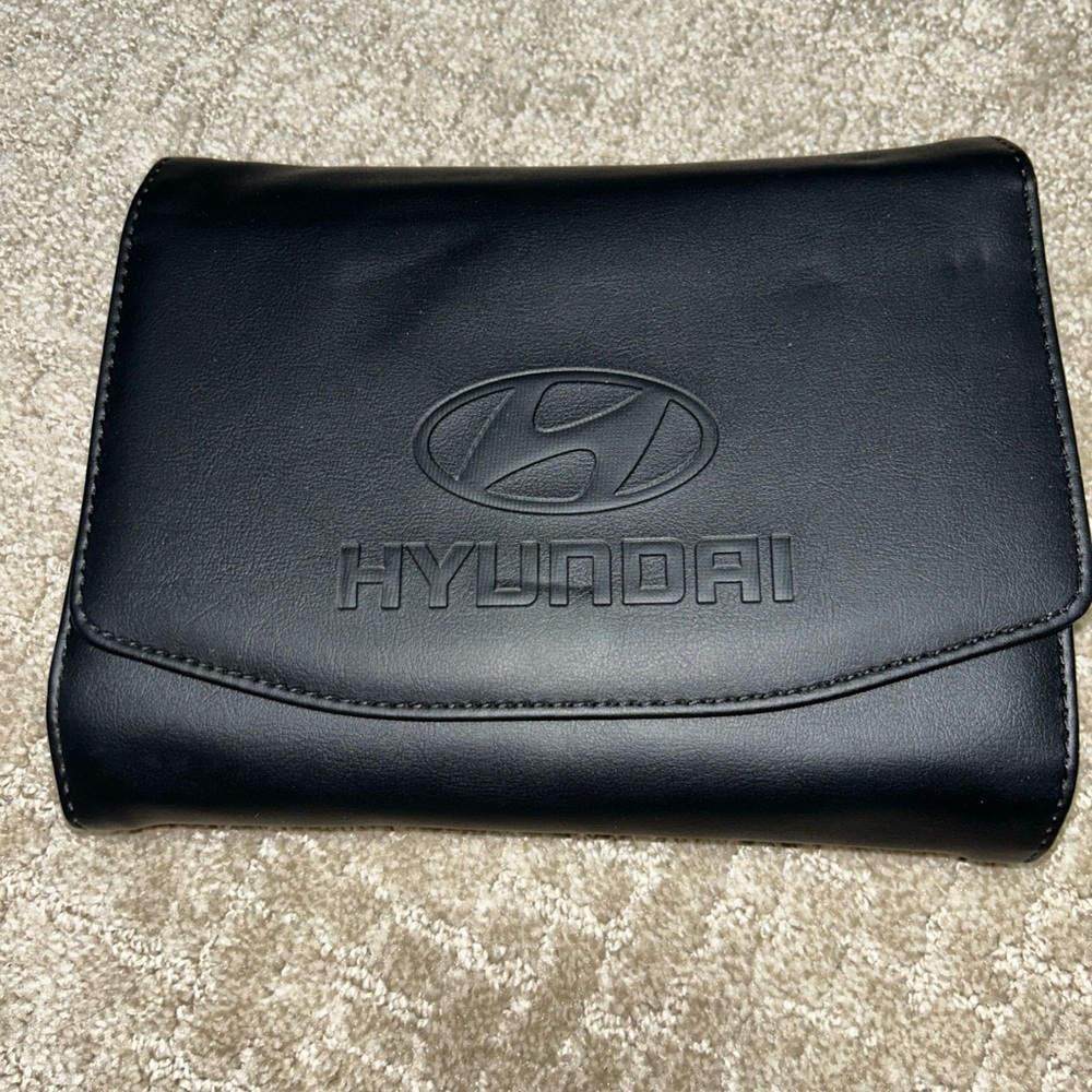 Hyundai Sonata 2019 User Guide And Leather Case